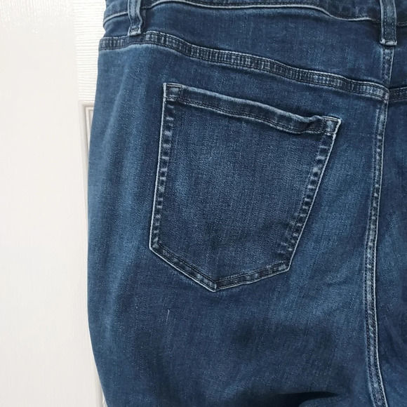 Lane Bryant Dark Wash Mid-Rise Straight Denim Jeans in Size 20 - Picture 7 of 13